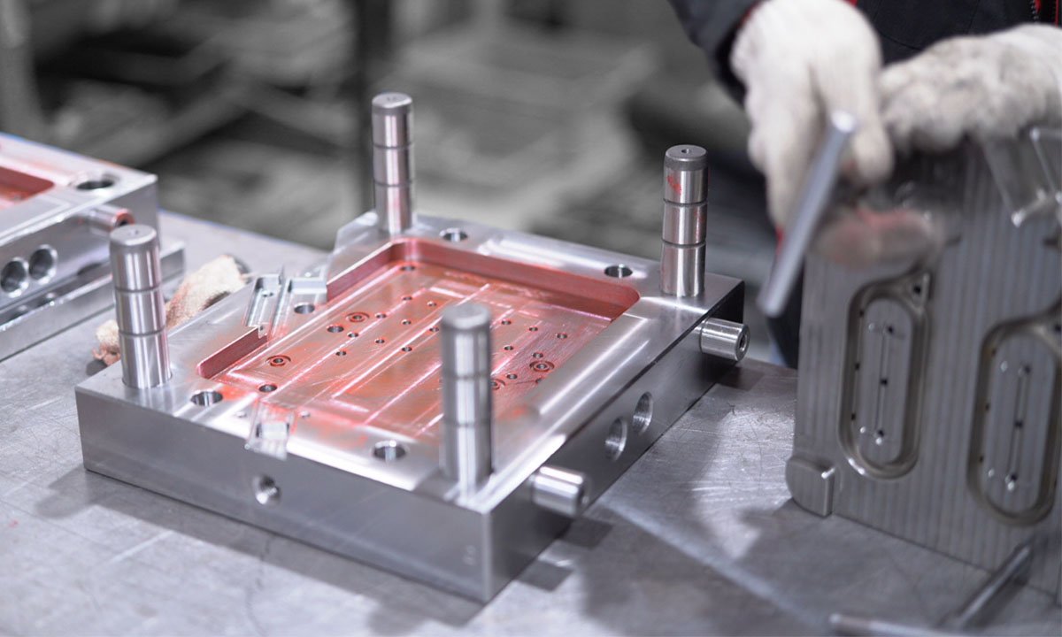 Injection-Mould-Tool-and-Design